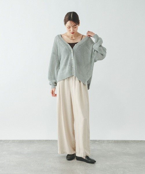 GLOBAL WORK（グローバルワーク）の「Fffit エフィット/カップ付きキャミストレートネック/625132（キャミソール・レディース・ダークブラウン/ブラック/オフホワイト・X-LARGE/LARGE/SMALL/MEDIUM）」の20枚目の写真