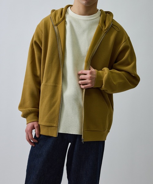 le cercle ADAM ET ROPE'(ルセルクルアダムエロペ)の「スポンディッシュカノコジップパーカー(パーカー・メンズ・ベージュ系その他/ブラック・M/LL/L)」の2枚目の写真