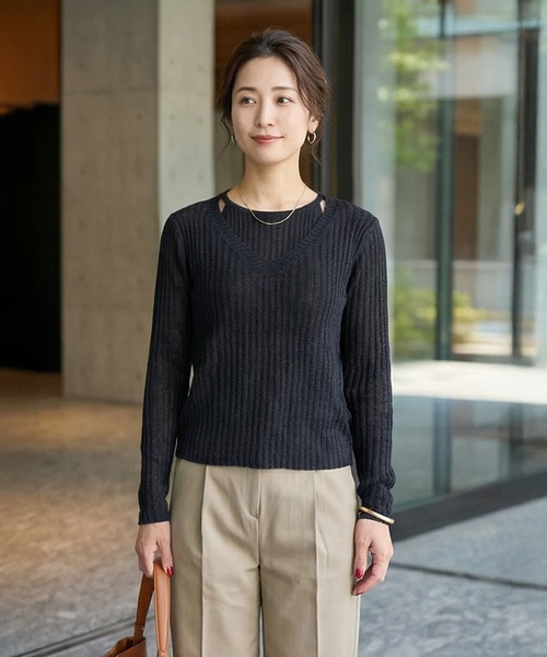 STYLE DELI（スタイルデリ）の「レイヤード風Vネックシアーニットトップス（ニット/セーター・レディース・ミント/ブラック/アイボリー・FREE）」の3枚目の写真