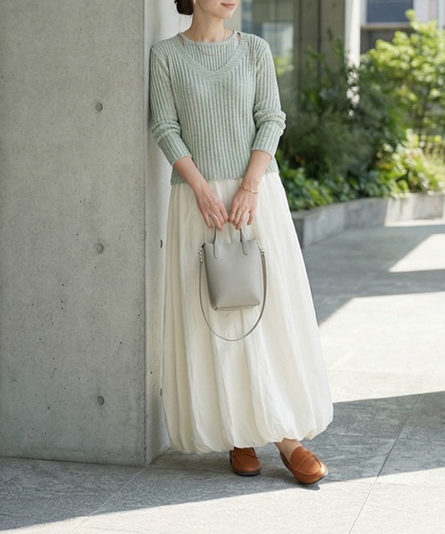 STYLE DELI（スタイルデリ）の「レイヤード風Vネックシアーニットトップス（ニット/セーター・レディース・ミント/ブラック/アイボリー・FREE）」の4枚目の写真