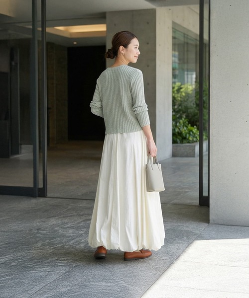 STYLE DELI（スタイルデリ）の「レイヤード風Vネックシアーニットトップス（ニット/セーター・レディース・ミント/ブラック/アイボリー・FREE）」の6枚目の写真