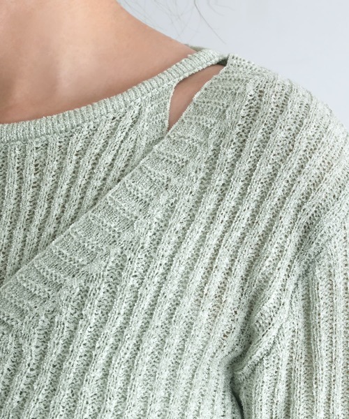 STYLE DELI（スタイルデリ）の「レイヤード風Vネックシアーニットトップス（ニット/セーター・レディース・ミント/ブラック/アイボリー・FREE）」の19枚目の写真