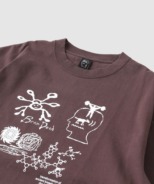 BRAIN DEAD(ブレインデット)の「BRAIN DEAD / ブレインデッド ANCIENT KNOWLEDGE T-SHIRT(Tシャツ/カットソー・メンズ・パープル系その他・LARGE/MEDIUM)」の3枚目の写真