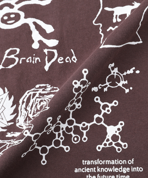 BRAIN DEAD(ブレインデット)の「BRAIN DEAD / ブレインデッド ANCIENT KNOWLEDGE T-SHIRT(Tシャツ/カットソー・メンズ・パープル系その他・LARGE/MEDIUM)」の6枚目の写真