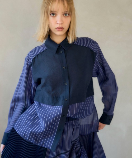 Cepica(セピカ)の「【MARECHAL TERRE / マルシャルテル】SWITCHING PIPING SHIRT(シャツ/ブラウス・レディース・ネイビー・FREE)」の4枚目の写真