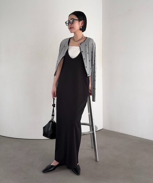 CAPRICIEUX LE'MAGE(カプリシューレマージュ)の「【tani企画】UネックIラインワンピース(ワンピース・レディース・ブラウン/ブラック・PS/FREE)」の16枚目の写真