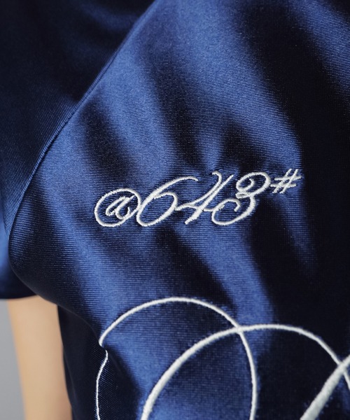 SPINNS（スピンズ）の「視線を奪うスポーティー艶感。ナンバリングタイトT（Tシャツ/カットソー・レディース・ブラック/ネイビー/レッド/ピンク・ONESIZE）」の14枚目の写真