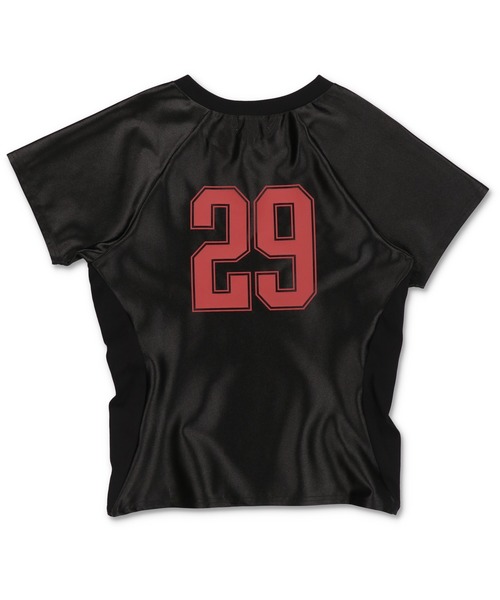 SPINNS（スピンズ）の「視線を奪うスポーティー艶感。ナンバリングタイトT（Tシャツ/カットソー・レディース・ブラック/ネイビー/レッド/ピンク・ONESIZE）」の20枚目の写真