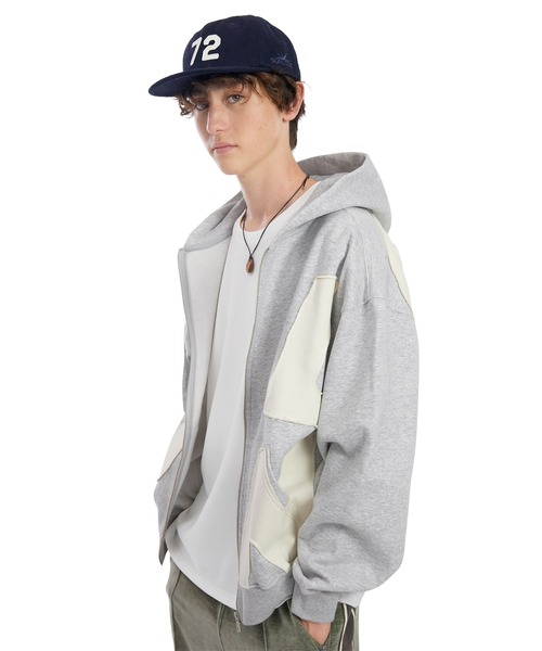 SUNLOVE(サンラブ)の「Capital Brushed Zip Up Hoodie(パーカー・レディース・ブラック/チャコール/ヘザーグレー・S/M/L/XL)」の2枚目の写真