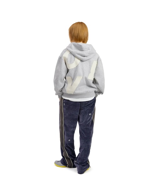 SUNLOVE(サンラブ)の「Capital Brushed Zip Up Hoodie(パーカー・レディース・ブラック/チャコール/ヘザーグレー・S/M/L/XL)」の17枚目の写真