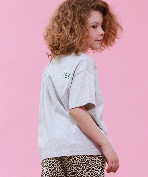Lee(リー)の「Lee/リー【110-150cm】LeeマルチロゴTシャツ(Tシャツ/カットソー・キッズ・レッド/ホワイト/ネイビー/グレー/ブルー・110/120/130/140/150)」の1枚目の写真