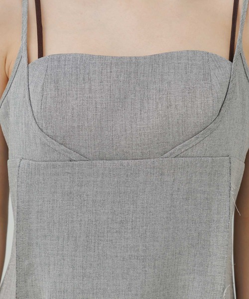 SENEE(セニー)の「fringe line belt cami one-piece(フリンジラインベルトキャミワンピース)(ワンピース・レディース・ブラック/グレイッシュベージュ/アイボリー・MEDIUM/SMALL)」の7枚目の写真