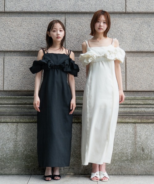 SENEE(セニー)の「fringe line belt cami one-piece(フリンジラインベルトキャミワンピース)(ワンピース・レディース・ブラック/グレイッシュベージュ/アイボリー・MEDIUM/SMALL)」の17枚目の写真