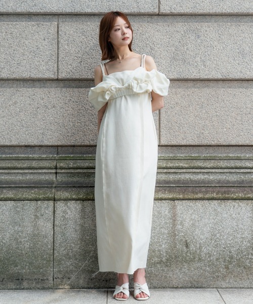 SENEE(セニー)の「fringe line belt cami one-piece(フリンジラインベルトキャミワンピース)(ワンピース・レディース・ブラック/グレイッシュベージュ/アイボリー・MEDIUM/SMALL)」の15枚目の写真