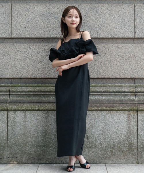 SENEE(セニー)の「fringe line belt cami one-piece(フリンジラインベルトキャミワンピース)(ワンピース・レディース・ブラック/グレイッシュベージュ/アイボリー・MEDIUM/SMALL)」の11枚目の写真