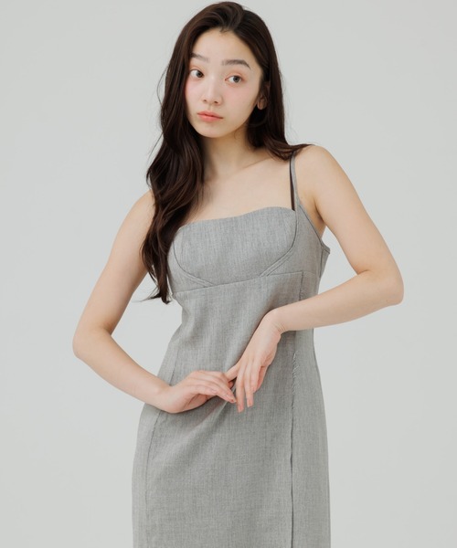 SENEE(セニー)の「fringe line belt cami one-piece(フリンジラインベルトキャミワンピース)(ワンピース・レディース・ブラック/グレイッシュベージュ/アイボリー・MEDIUM/SMALL)」の5枚目の写真