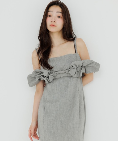 SENEE(セニー)の「fringe line belt cami one-piece(フリンジラインベルトキャミワンピース)(ワンピース・レディース・ブラック/グレイッシュベージュ/アイボリー・MEDIUM/SMALL)」の9枚目の写真