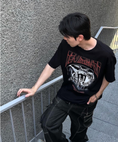 MAISON MINED(メゾンミネド)の「STICKY HALF T BLACK(Tシャツ/カットソー・メンズ・その他・LARGE/MEDIUM/SMALL)」の2枚目の写真