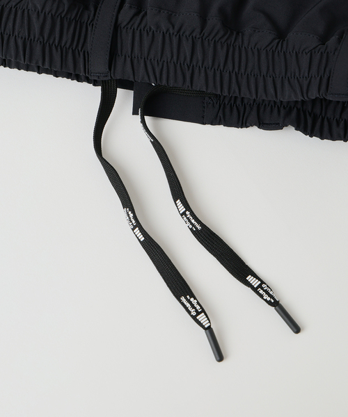 EDIFICE（エディフィス）の「CLUBHAUS / Dynamic Range (クラブハウス) Warm UP ショーツ（その他パンツ・メンズ・ブラック/チャコールグレー・MEDIUM/LARGE）」の8枚目の写真