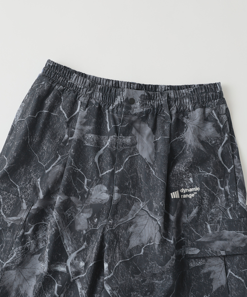 EDIFICE（エディフィス）の「CLUBHAUS / Dynamic Range (クラブハウス) Warm UP ショーツ（その他パンツ・メンズ・ブラック/チャコールグレー・MEDIUM/LARGE）」の12枚目の写真