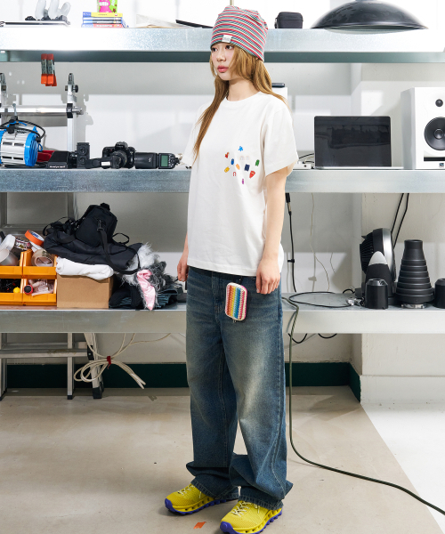 NOT NEW(ナットニュー)の「Sticker T-Shirt White(Tシャツ/カットソー・レディース・ホワイト・1/2/3)」の2枚目の写真