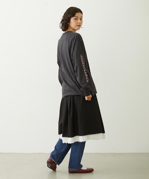 MILKFED.(ミルクフェド)の「REPAIR DETAIL DENIM PANTS(デニムパンツ・レディース・ライトインディゴブルー/インディゴブルー/ブラック・M/S)」の17枚目の写真