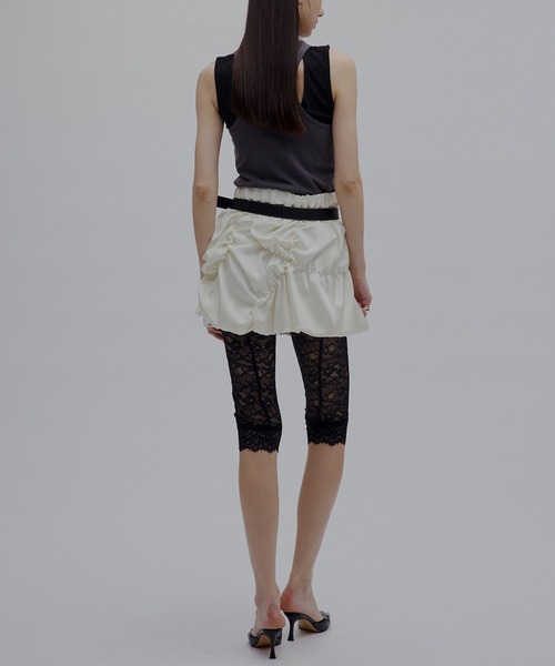 Ameri(アメリ)の「MEDI BUMPY BALLOON MINI SKIRT(スカート・レディース・ライトブルー/ブラック/アイボリー・MEDIUM/SMALL)」の7枚目の写真