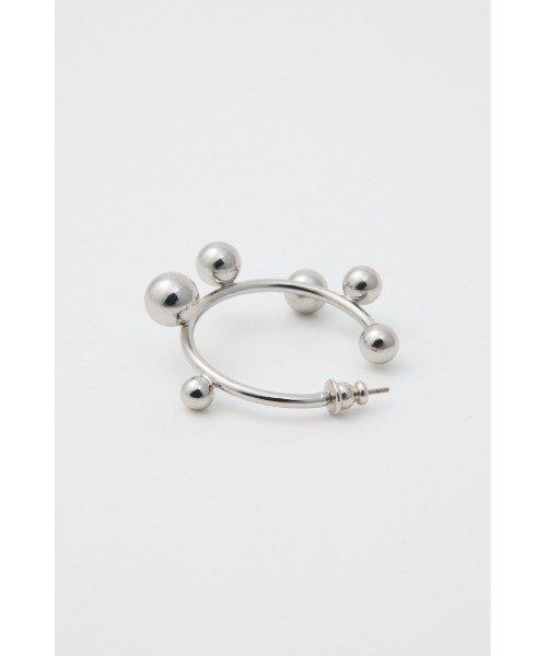 SLY（スライ）の「BALLED HOOP P/EARRING ボールドフープピアス（ピアス（両耳用）・レディース・シルバー/ゴールド・FREE）」の4枚目の写真