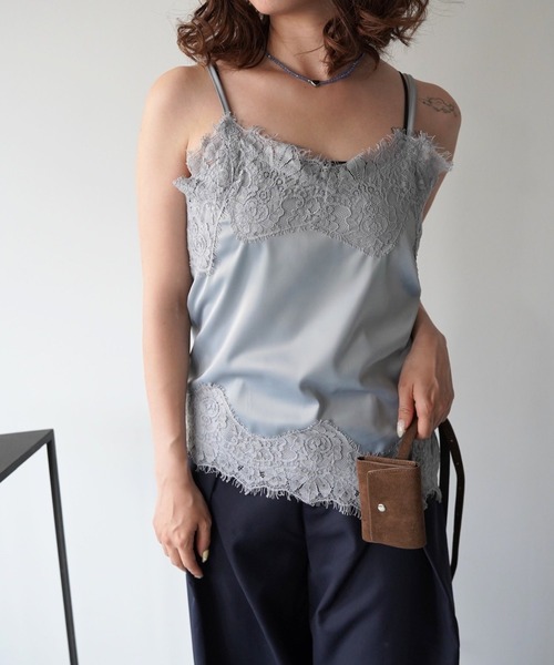 SANSeLF(サンセルフ)の「【SANSeLF】スカラップレースサテンキャミソール saw26s083(キャミソール・レディース・グレー/ホワイト・FREE)」の9枚目の写真