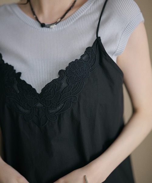 LAULEN(ローレン)の「flower cutwork cotton camisole / フラワーカットワークコットンキャミソール(キャミソール・レディース・ホワイト/ブラック・FREE)」の16枚目の写真