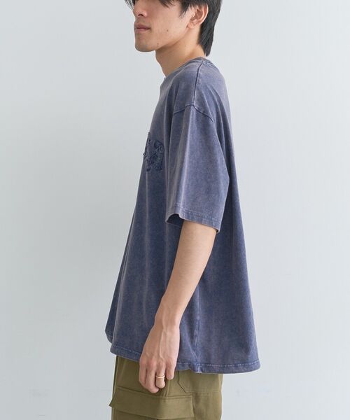 CRAFT STANDARD BOUTIQUE(クラフトスタンダードブティック)の「ロゴパッチピグメントT(Tシャツ/カットソー・メンズ・ネイビー/グレイッシュベージュ/ブラック・L/M)」の17枚目の写真