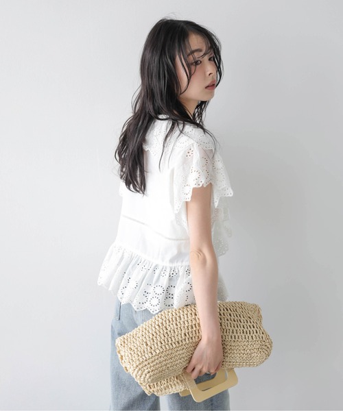 AMELY(エミリー)の「フロントリボン スカラップ レースブラウス(シャツ/ブラウス・レディース・イエロー/ホワイト/ブラック・フリー)」の9枚目の写真