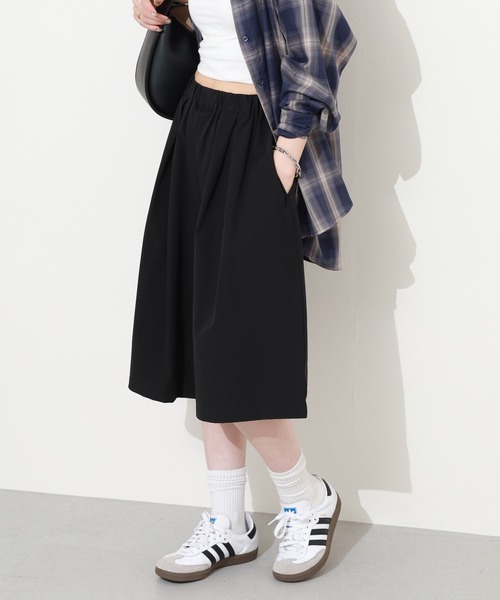 hunch(ハンチ)の「hunch タック入りハーフパンツ(その他パンツ・レディース・ブラウン/カーキ/ブラック・FREE)」の5枚目の写真