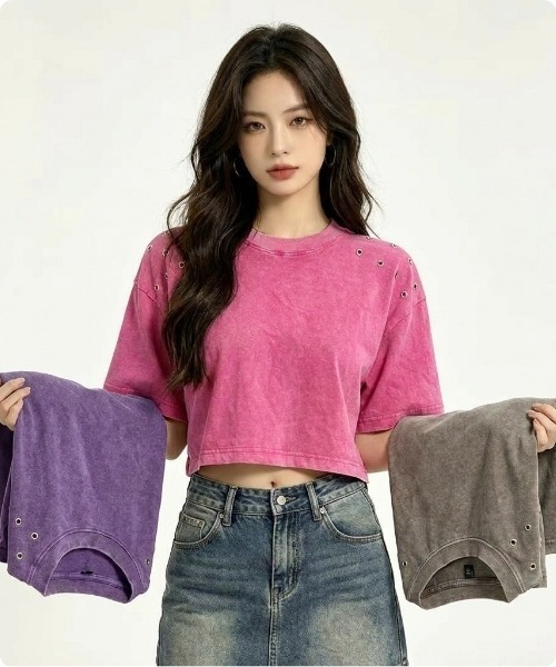 I.O.E(アイオイ)の「【韓国トレンド】アイレットデザイン クロップドトップス(Tシャツ/カットソー・レディース・ブラウン/ブラック/ピンク/グレー/ベージュ/パープル・FREE)」の6枚目の写真