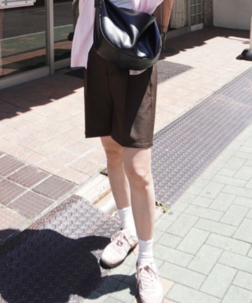 Human 2nd Occasion（ヒューマンセカンドオケージョン）の「ツイルタックハーフパンツ（その他パンツ・レディース・ブラウン・M）」の5枚目の写真