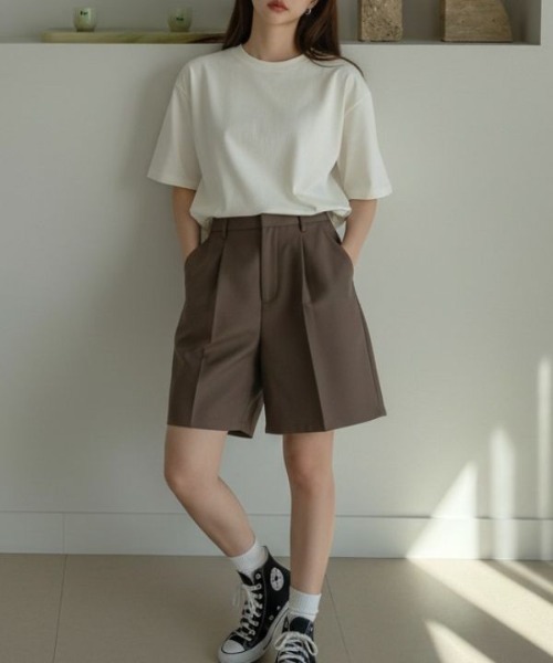 Human 2nd Occasion（ヒューマンセカンドオケージョン）の「ツイルタックハーフパンツ（その他パンツ・レディース・ブラウン・M）」の7枚目の写真