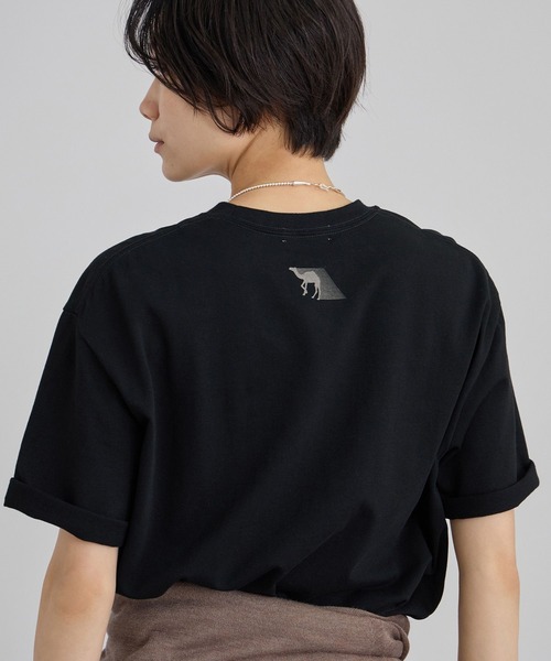 SALON adam et rope'（サロン アダム エ ロペ）の「Sandy TaleグラフィックロゴT（Tシャツ/カットソー・レディース・ブラック/ホワイト系その他/ホワイト・FREE）」の5枚目の写真