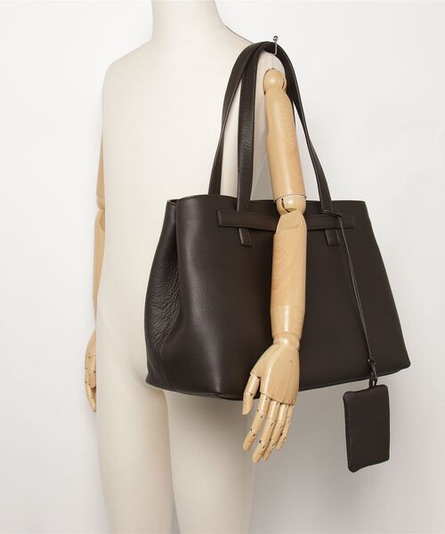 BRILLA per il gusto（ブリッラペルイルグースト）の「FLATHO LT TOTE（トートバッグ・メンズ・ダークブラウン/ブラック・ONE SIZE）」の7枚目の写真