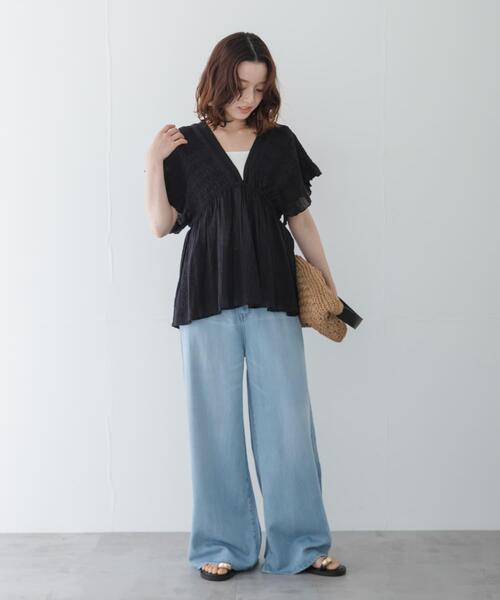 URBAN RESEARCH Sonny Label(アーバンリサーチサニーレーベル)の「楊柳ドビーシャーリングブラウス(シャツ/ブラウス・レディース・ブラック/ブルー/オフホワイト・FREE)」の18枚目の写真
