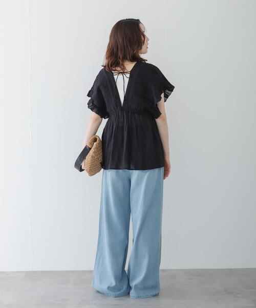 URBAN RESEARCH Sonny Label(アーバンリサーチサニーレーベル)の「楊柳ドビーシャーリングブラウス(シャツ/ブラウス・レディース・ブラック/ブルー/オフホワイト・FREE)」の19枚目の写真