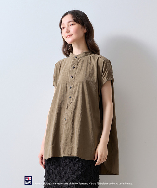 ROYAL NAVY(ロイヤルネイビー)の「《別注》【ROYAL NAVY/ロイヤルネイビー】バンドカラーシャツ(シャツ/ブラウス・レディース・ブラウン/グレイッシュベージュ/ネイビー/イエロー・FREE)」の2枚目の写真