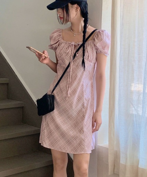 almo（アルモ）の「【TUNE】チェック柄パフリーブワンピース（ワンピース・レディース・ピンク・FREE）」の6枚目の写真