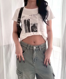 ニュースペーパー風コラージュショート丈半袖Tシャツ