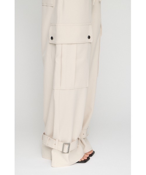 LAGUA GEM(ラグアジェム)の「LOOSEY POCKET CARGO パンツ(カーゴパンツ・レディース・アイボリー/ブラック・X-SMALL/SMALL/MEDIUM)」の7枚目の写真