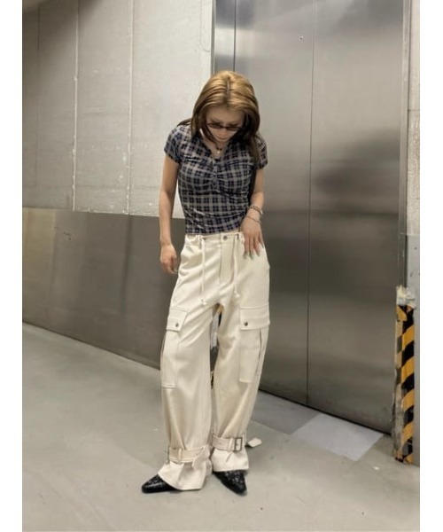 LAGUA GEM(ラグアジェム)の「LOOSEY POCKET CARGO パンツ(カーゴパンツ・レディース・アイボリー/ブラック・X-SMALL/SMALL/MEDIUM)」の20枚目の写真