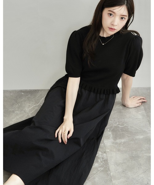 couture brooch(クチュールブローチ)の「【ほんのり甘い】フリルニット ドッキングワンピース【洗濯機可】(ワンピース・レディース・ブラック/ボルドー/ブラウン系・40/38/42/36)」の2枚目の写真