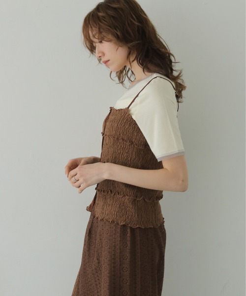 CLEIO(クレイオ)の「【CLEIO】リンクルメロウキャミトップス WRINKLE MELLOW CAMI TOP(キャミソール・レディース・ブラウン/ブラック・FREE)」の4枚目の写真