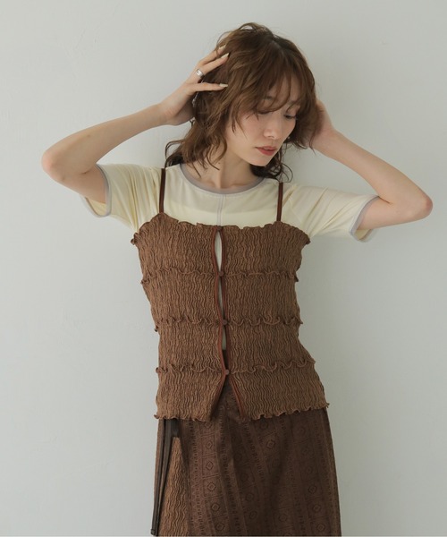 CLEIO(クレイオ)の「【CLEIO】リンクルメロウキャミトップス WRINKLE MELLOW CAMI TOP(キャミソール・レディース・ブラウン/ブラック・FREE)」の3枚目の写真