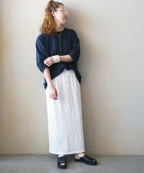 JOURNAL STANDARD LUXE(ジャーナルスタンダード ラックス)の「Olivia's PO(Tシャツ/カットソー・レディース・カーキ/ホワイト/チャコールグレー・FREE)」の4枚目の写真