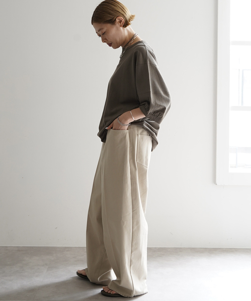 JOURNAL STANDARD LUXE(ジャーナルスタンダード ラックス)の「Olivia's PO(Tシャツ/カットソー・レディース・カーキ/ホワイト/チャコールグレー・FREE)」の16枚目の写真